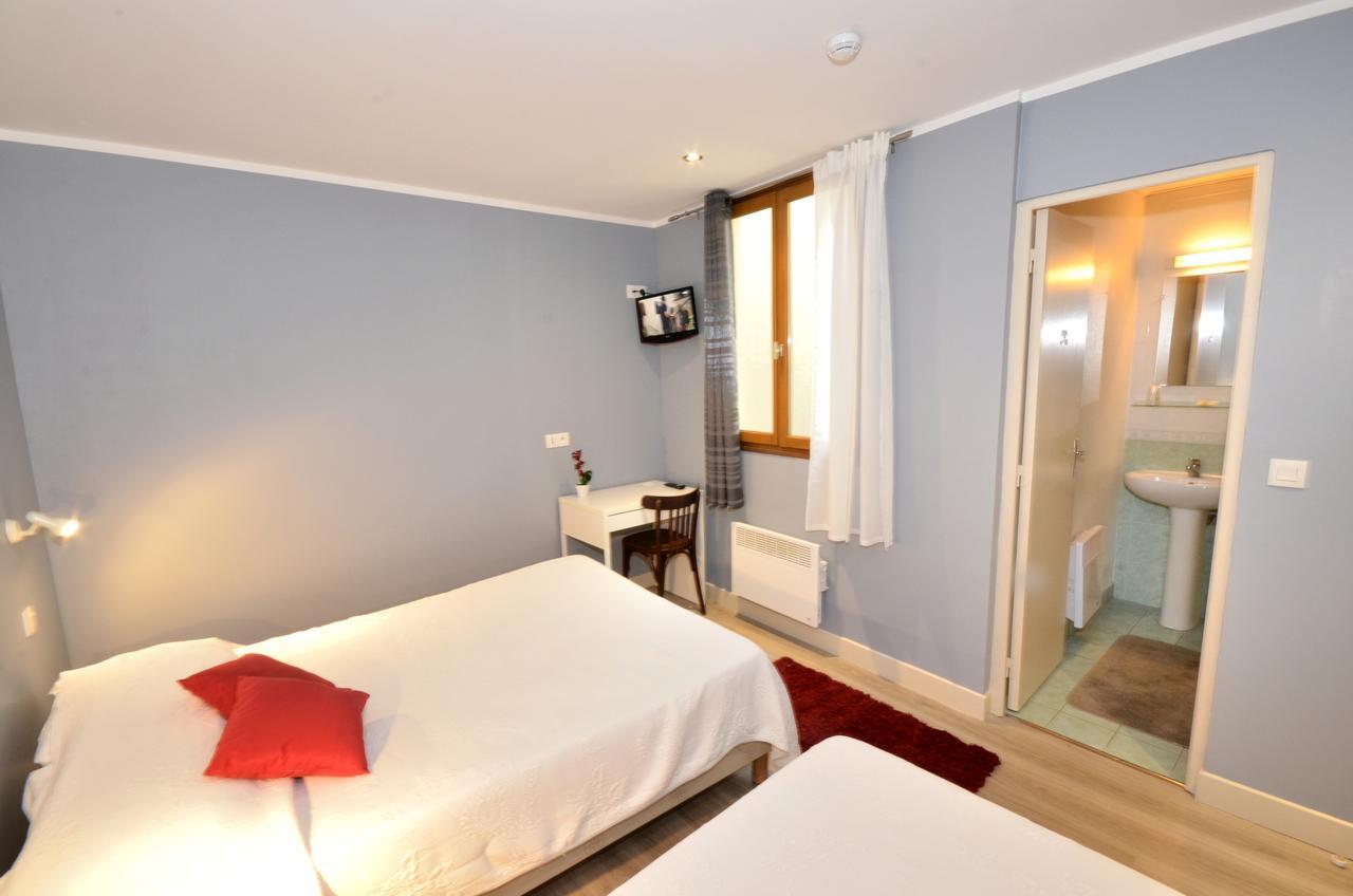 Hotel De L'Ours Куломие Екстериор снимка